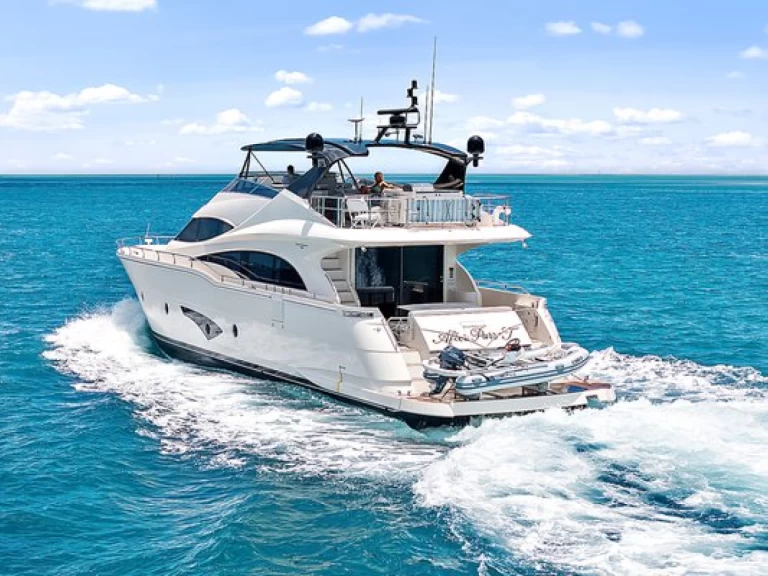Luxury Yacht hire in Key West - Marquis-Yachts Marquis 720 Flybridge