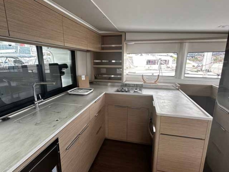 Hire a Lagoon Lagoon 46 Golfo Aranci