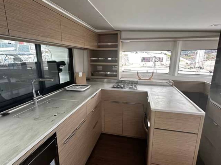 Hire a Lagoon Lagoon 46 Golfo Aranci