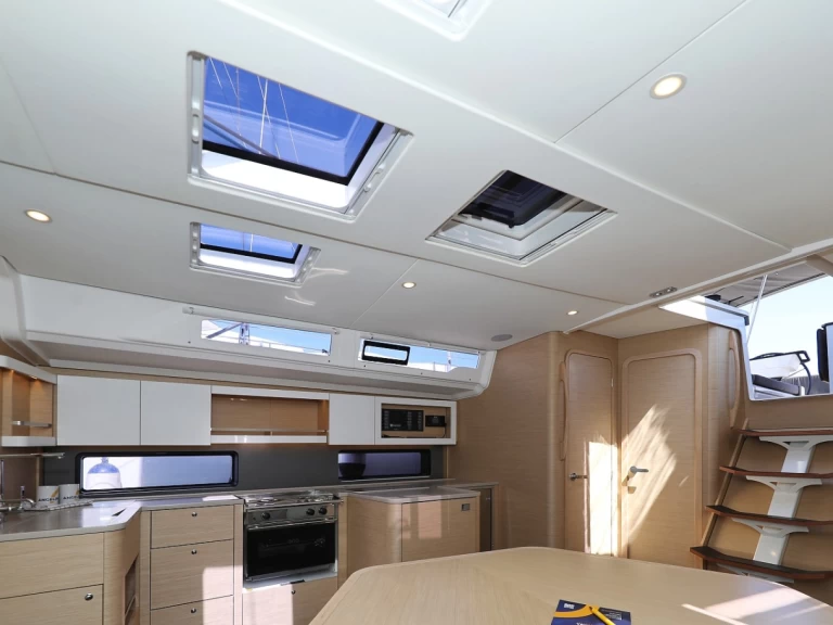 Yacht hire Pula cheap Dufour 44