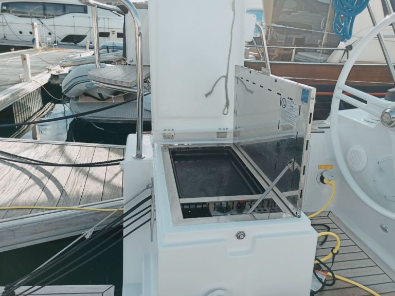 Hire Sailboat with or without skipper Elan Punat