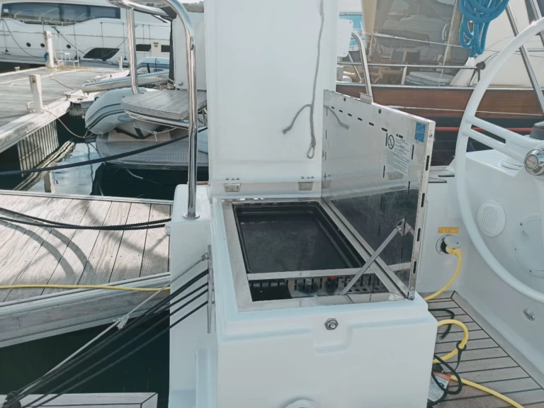 Hire Sailboat with or without skipper Elan Punat