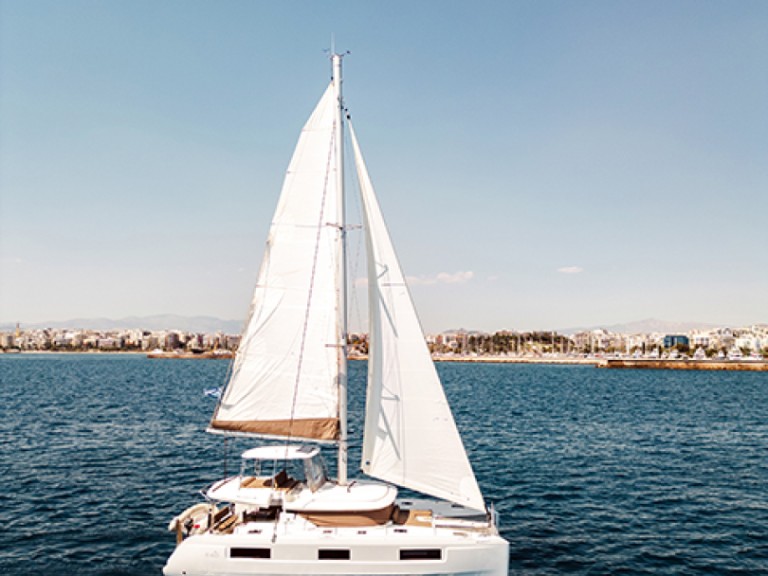 Catamaran to hire Alimos at the best price
