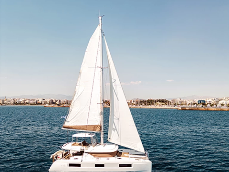 Catamaran to hire Alimos at the best price