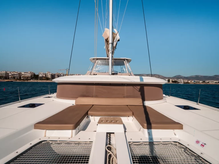 Yacht charter Alimos - Lagoon Lagoon 46 on SamBoat