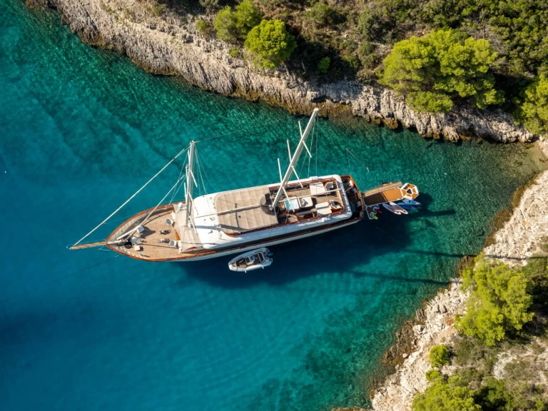 Hire Sailboat Son De Mar with a boat licence