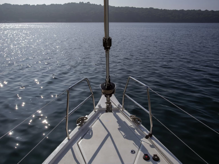 Sailboat to hire Split at the best price