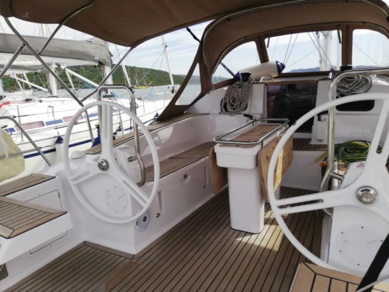 Charter a Elan Impression 45 in Split on Samboat