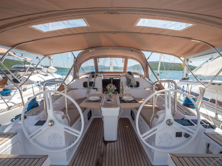 Hire Sailboat Elan with a boat licence