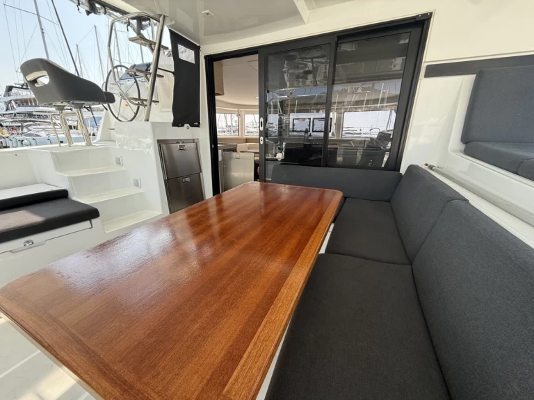 Charter a Lagoon Lagoon 42 in Split on Samboat