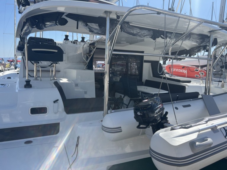 Charter a Lagoon Lagoon 42 in Split on Samboat