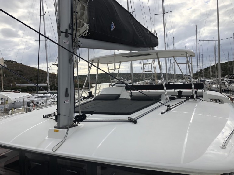 Yacht charter Split - Lagoon Lagoon 450 F on SamBoat