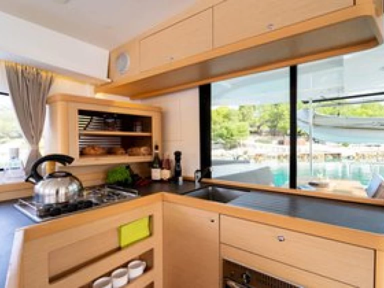 Lagoon Lagoon 42 charter bareboat or skippered in  Key West