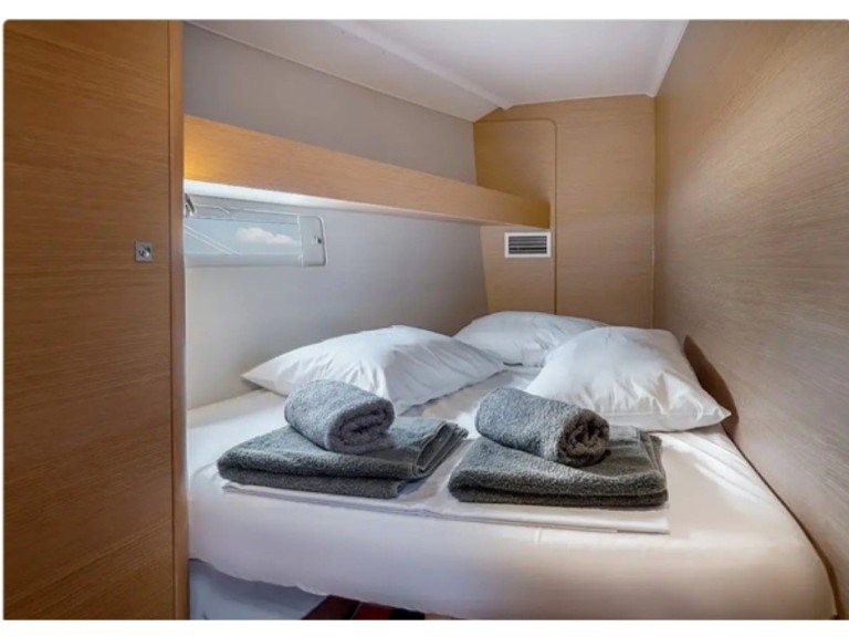 Charter a Dufour Dufour 460 Grand Large in Sývota on Samboat