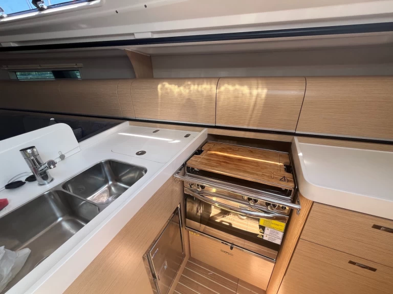 Yacht charter Punat - Dehler Dehler 38 SQ on SamBoat