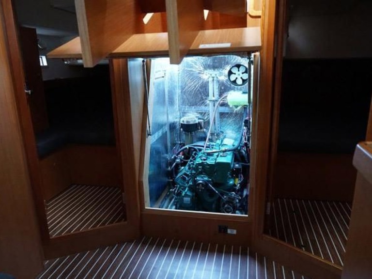 Hire a Bavaria Cruiser 46 Thessaloniki (City)