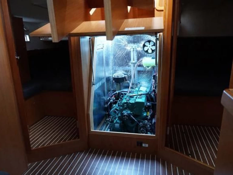 Hire a Bavaria Cruiser 46 Thessaloniki (City)