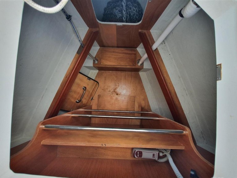 Yacht charter Lefkáda - Bavaria Cruiser 46 on SamBoat