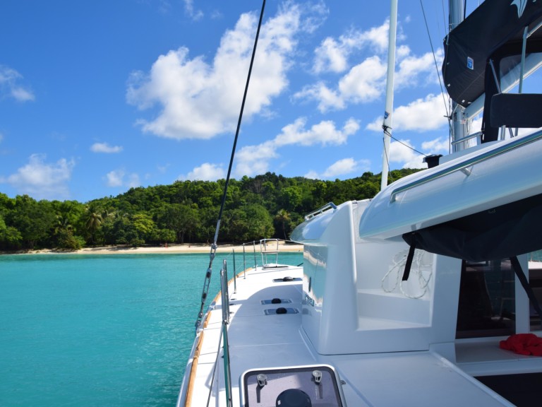 Yacht hire Port-Haliguen cheap Lagoon 450