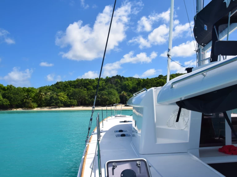 Yacht hire Port-Haliguen cheap Lagoon 450