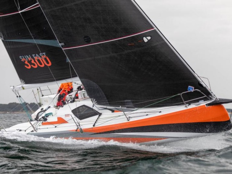 Hire Sailboat with or without skipper Jeanneau La Trinité-sur-Mer