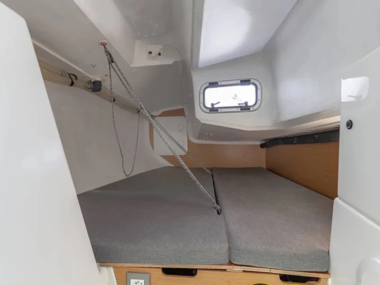 Hire a Jeanneau SUN FAST 3300 La Trinité-sur-Mer