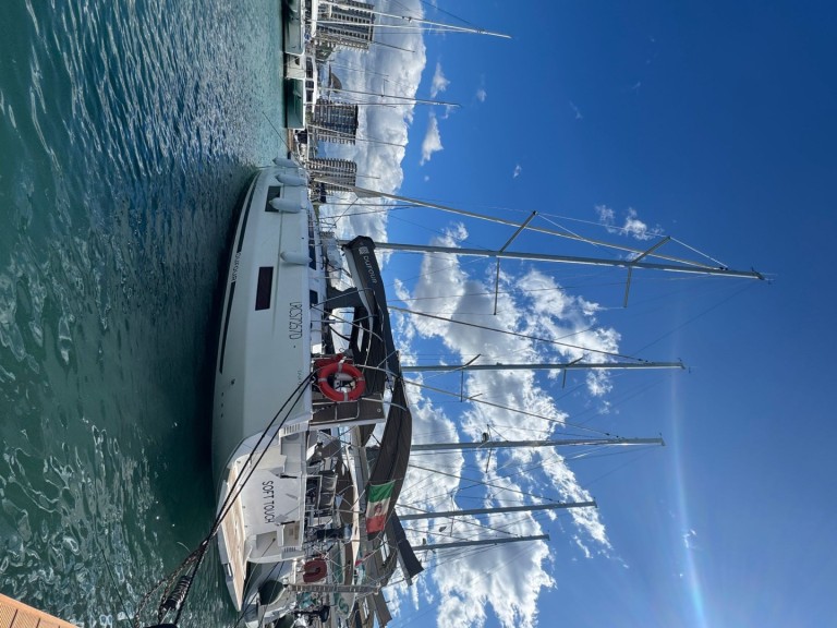 Hire Sailboat with or without skipper Dufour Furnari