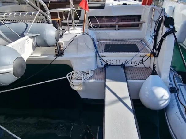 Yacht hire Bas du Fort cheap Lagoon 43