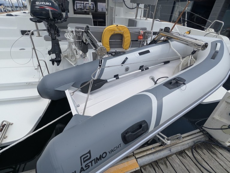 Hire Catamaran with or without skipper Lagoon Bas du Fort