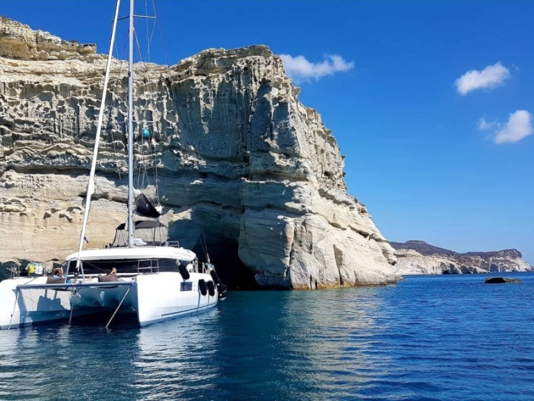 Hire Catamaran with or without skipper Lagoon Paros (Island)