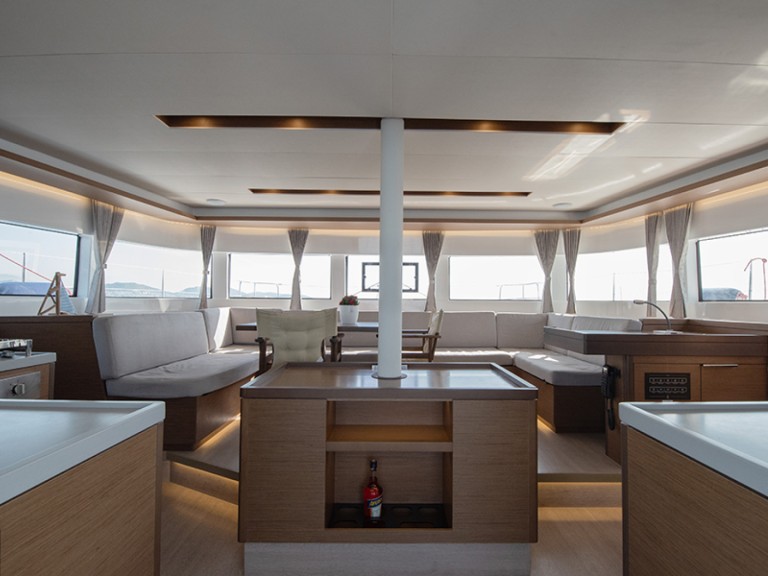 Yacht charter Paros (Island) - Lagoon Lagoon 50 on SamBoat