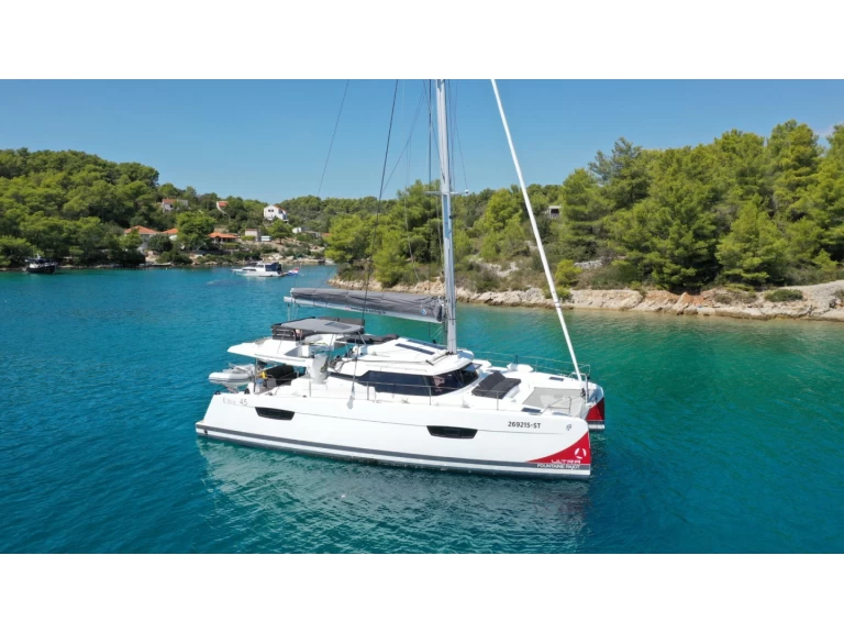 Catamaran hire in Seget Donji - Fountaine Pajot Elba 45