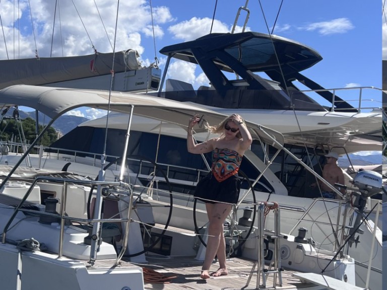 Hire a Hanse Hanse 545 Split