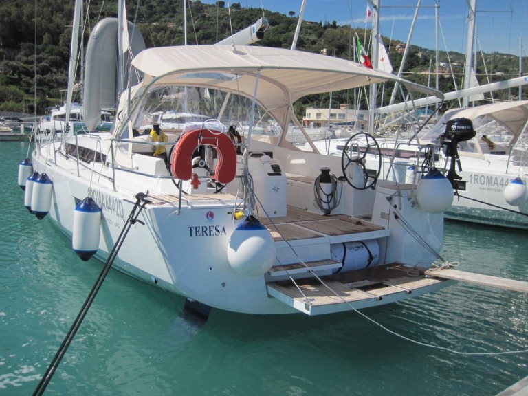 Charter a Jeanneau Sun Odyssey 490 in Capo d'Orlando on Samboat