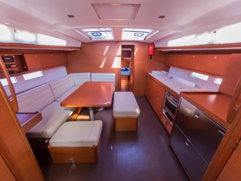 Charter a Dufour Dufour 460 Grand Large in Seget Donji on Samboat