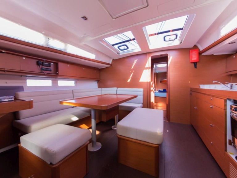 Hire Sailboat Dufour with a boat licence