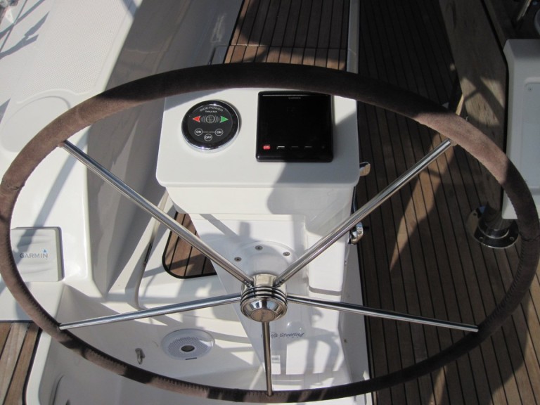 Hire a Bavaria Cruiser 41 Capo d'Orlando