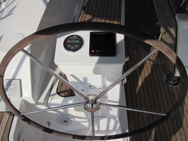 Hire a Bavaria Cruiser 41 Capo d'Orlando