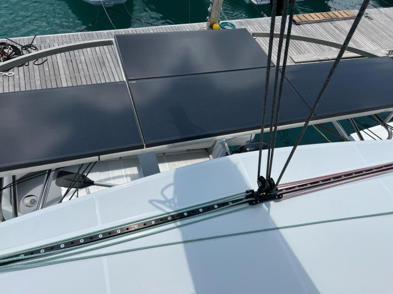 Yacht charter Capo d'Orlando - Lagoon Lagoon 46 on SamBoat