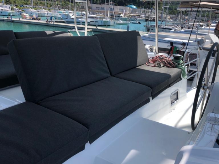 Hire a Lagoon Lagoon 46 Capo d'Orlando