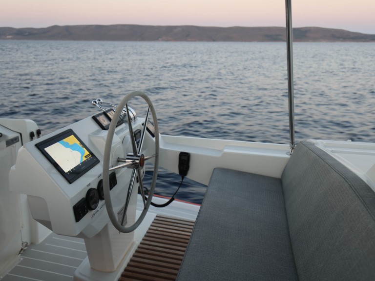 Fountaine Pajot Fountaine Pajot 47 TANNA LUX (GEN,AC,WATERMAKER) charter bareboat or skippered in  Lefkáda