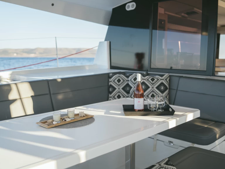 Hire a Fountaine Pajot Fountaine Pajot 47 SAONA LUX (GEN,AC,WATERMAKER) Lávrio