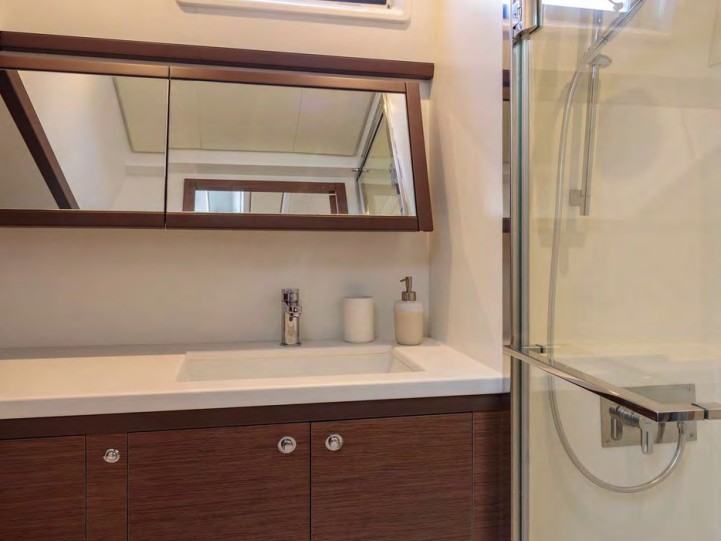 Yacht charter Skiathos - Lagoon Lagoon 52 F on SamBoat