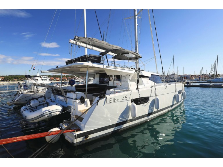 Catamaran hire in Seget Donji - Fountaine Pajot Elba 45