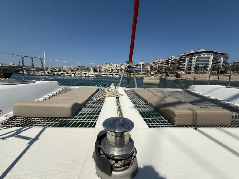 Catamaran to hire Pula at the best price