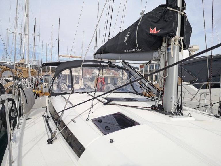 Yacht charter Castiglioncello - Jeanneau Sun Odyssey 440 - 4 cabine - 2 bagni on SamBoat