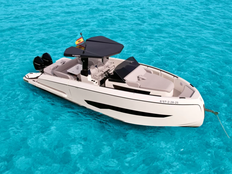 Hire Motorboat Kumbra Yachts with a boat licence