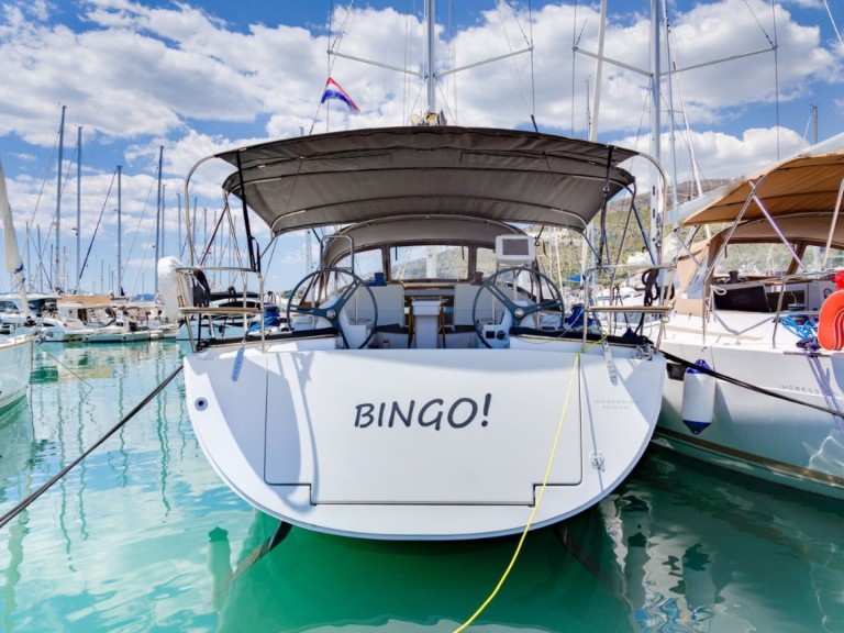 Hire Sailboat Elan with a boat licence