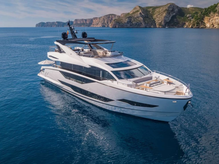 Yacht hire Saint Thomas Island cheap 1 LORENA