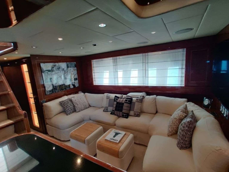 Hire a Mangusta Elton II Miami